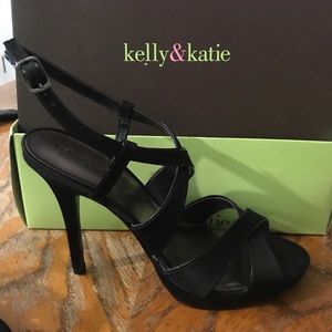 Black Strappy Heels Size 10